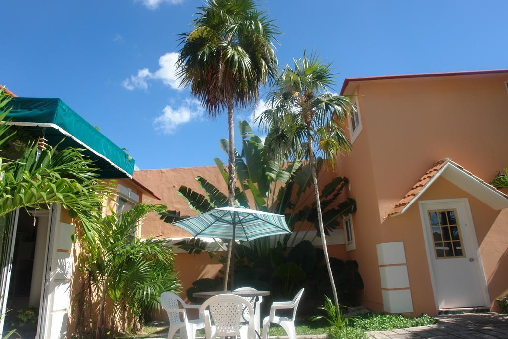Residencia Los Encantos Cancun Exterior photo