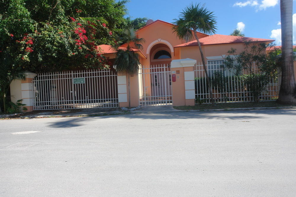 Residencia Los Encantos Cancun Exterior photo